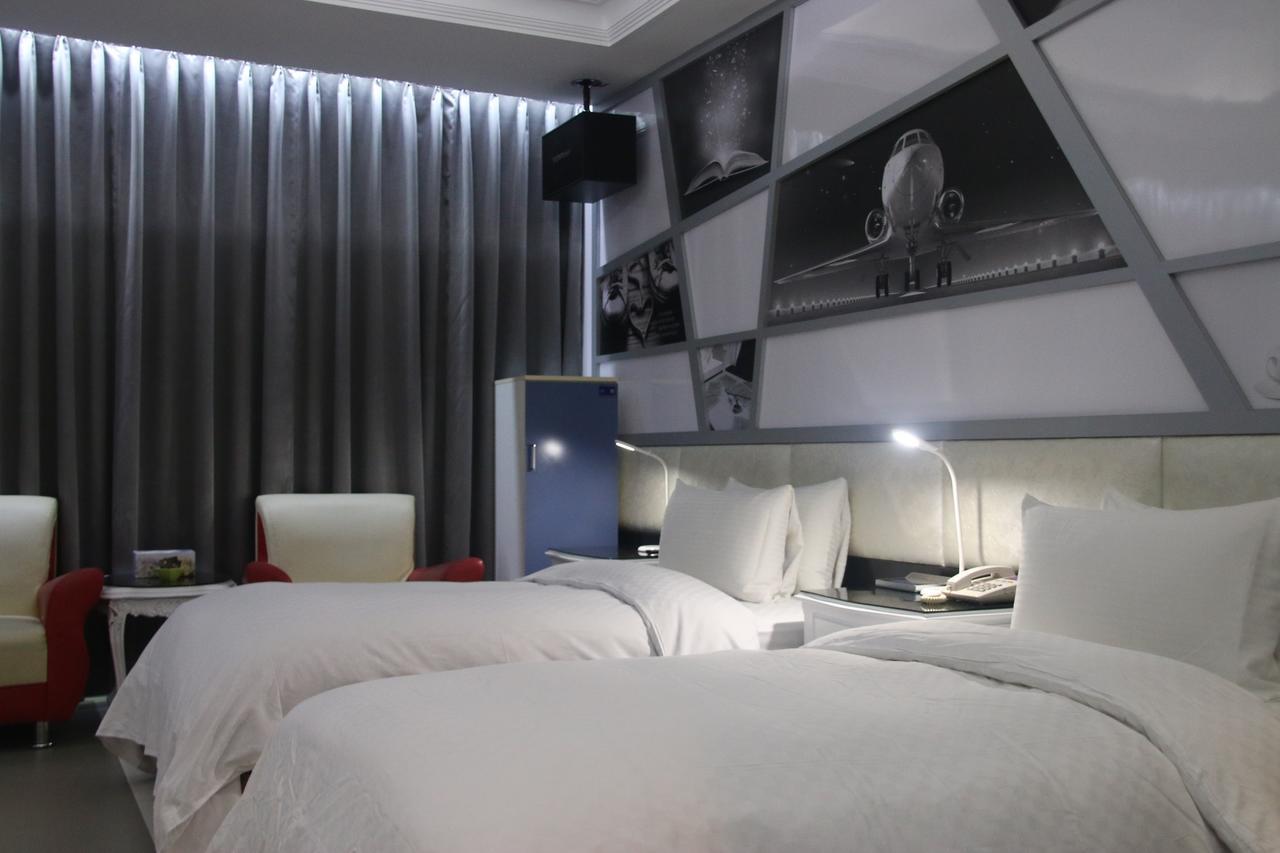 Kai-Hong Motel Longtan Exteriör bild